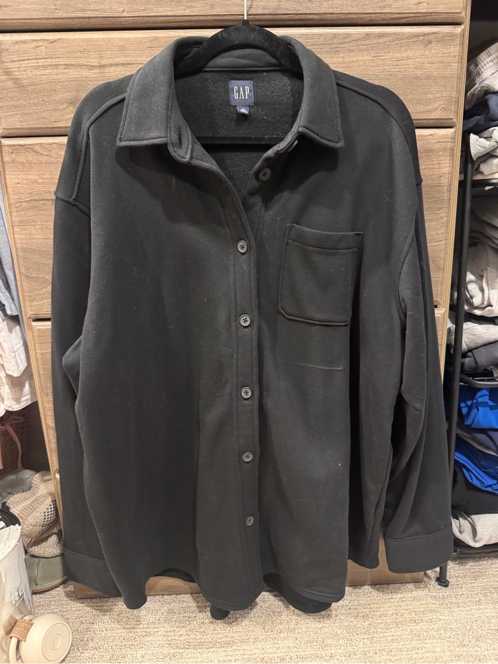 GAP Women’s Black Button-Up Shirt Jacket